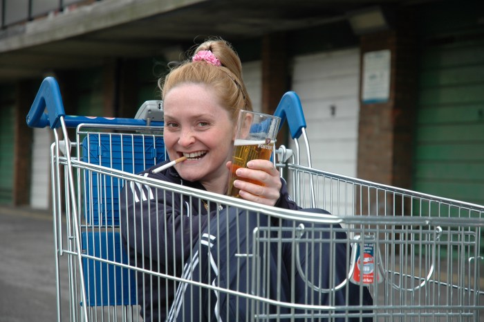 Full trolley, fag 'n pint copy